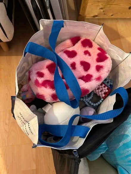 Photo of free Toys and Books (Battersea SW11) #3