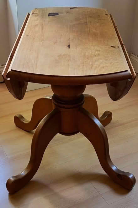 Photo of free Dining Table With Chairs (Woking GU22) #3
