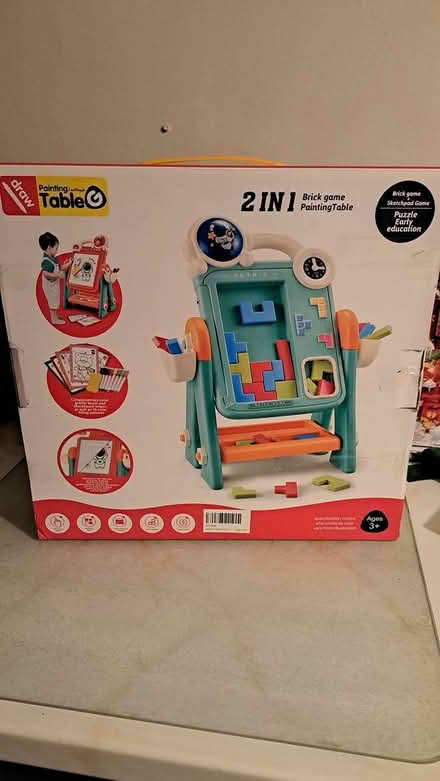 Photo of free Small kids Easel (Gosport PO13) #1