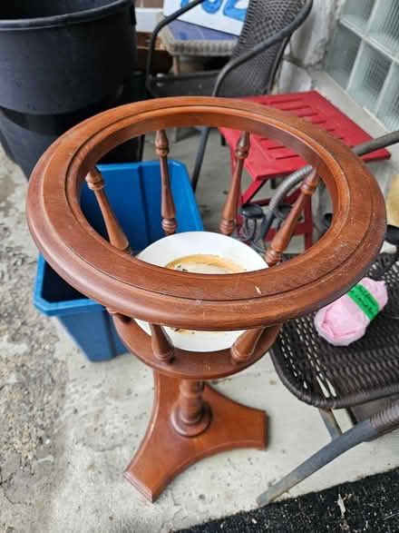 Photo of free Swivel plant stand (Near the experimental farm) #1