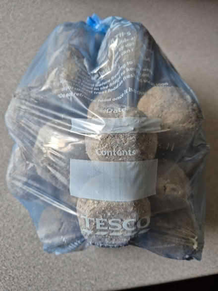 Photo of free Bag Of Loose Bird Fat Balls (2.8kg) (Handforth SK9) #1