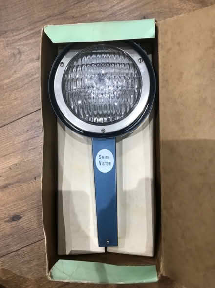 Photo of free Smith-Victor film/photography light (Highams park) #1
