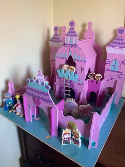 Photo of free Pink wooden castle with figures (Colchester CO1) #1