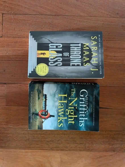 Photo of free Games, books, clothes (CO4 mile end) #1