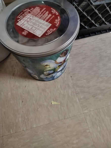 Photo of free Popcorn tins (Las Cruces) #2