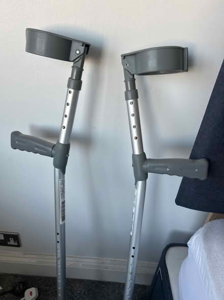 Photo of free Crutches (CR7) #1
