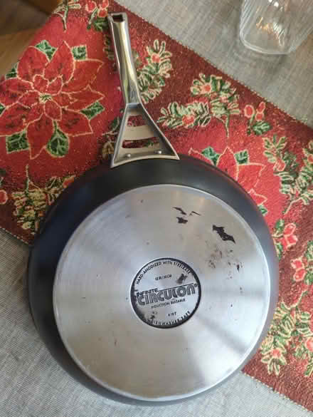 Photo of free Stockpot, saucepan & glass pitcher (CT1) #3