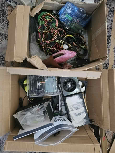 Photo of free Computer things (Headington OX3) #1