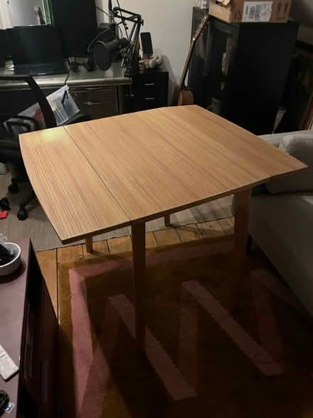 Photo of free Kitchen Table (Stamford Hill N16) #1
