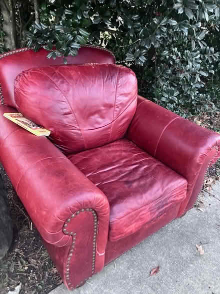 Photo of free Curb alert-red leather chair (takoma park) #1