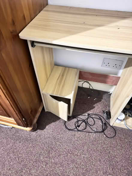 Photo of free computer desk (Sutton SM1) #2