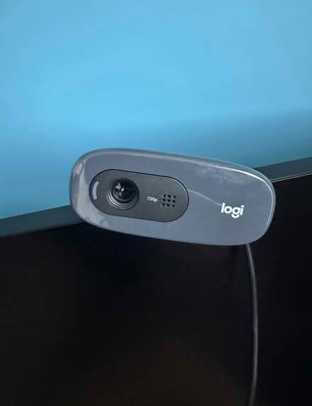 Photo of free Computer Screen & Web Camera (L13) #2