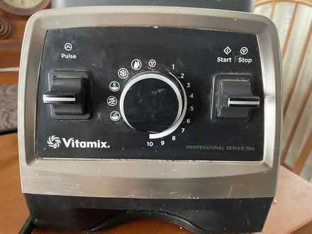 Photo of free Vitamix Prof Series 750, needs work (Porter Square) #2