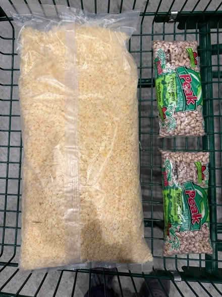 Photo of free Rice Krispies, dried pinto beans (Valencia Avenue, Sunnyvale) #1