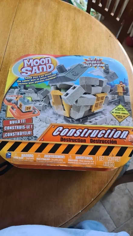 Photo of free Moon sand construction kit (Stonehouse GL10) #2