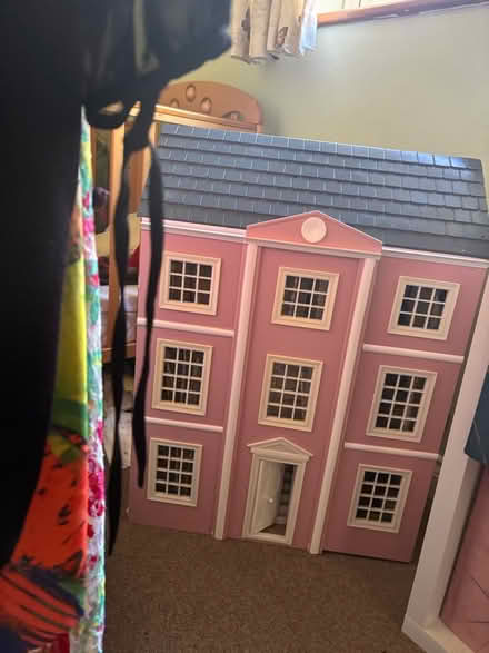 Photo of free Dolls House (Fox Corner GU24) #2