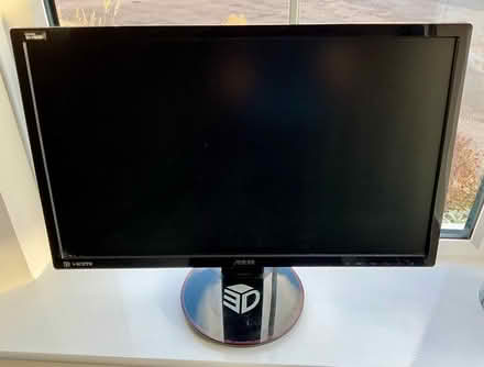 Photo of free ASUS 56cm HDMI LCD adjustable monitor (Arborfield Garrison RG2) #1
