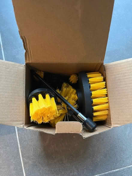 Photo of free Brush set (St Julians AL1) #2