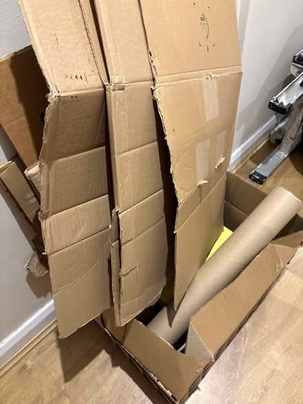 Photo of free Medium boxes flattened (Greaves LA1) #1