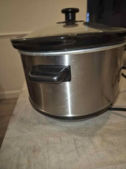 Photo of free Slow Cooker (Lee SE12) #3