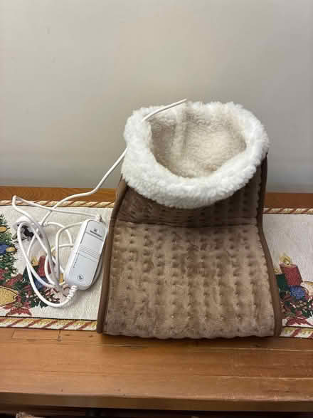 Photo of free Foot warmer (Wenvoe CF5) #1