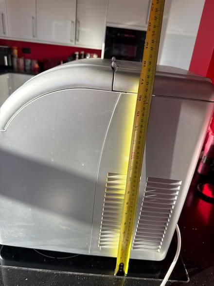 Photo of free Ice machine (Chaulden HP1) #3