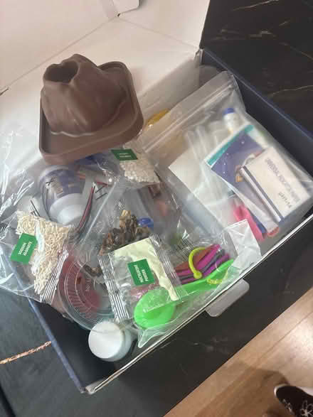 Photo of free Kids science kit (Ellesmere port CH66) #2