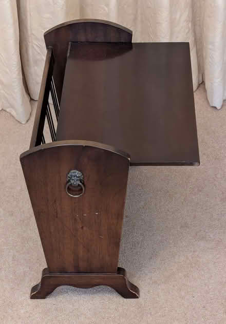 Photo of free magazine rack / table (Dean Court OX2) #2