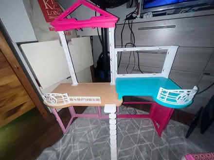 Photo of free Barbie Estate dollhouse (NW11) #3