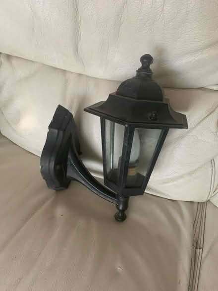 Photo of free Outdoor light (M32) #1