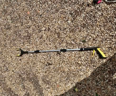 Photo of Litter picker/Grabber (Knowle) #2