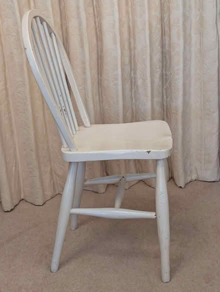 Photo of free White Chair (Dean Court OX2) #2