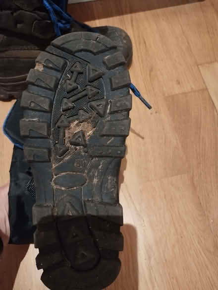 Photo of free Kids winter boots - euro size 31 (Lewisham SE3) #2