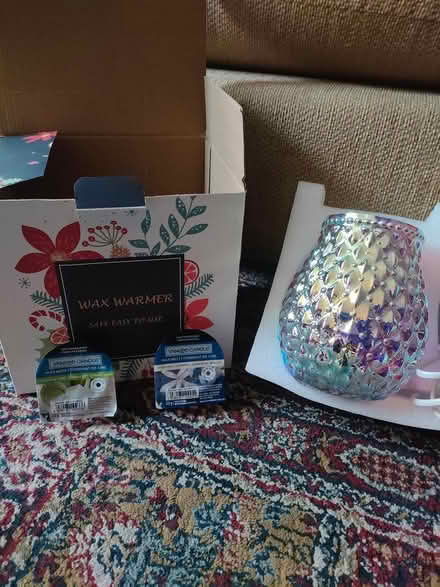 Photo of free Wax warmer with wax melts (Llanberis LL55) #1