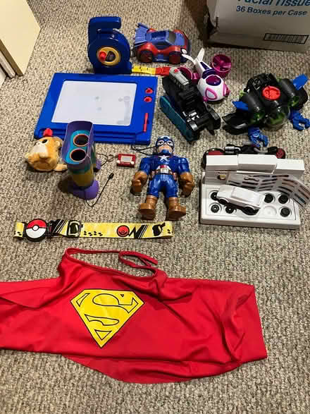 Photo of free toys (Wynnewood) #1