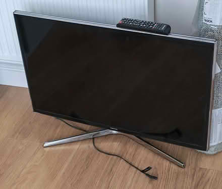 Photo of free 32" Samsung tv (Dingle L8) #1