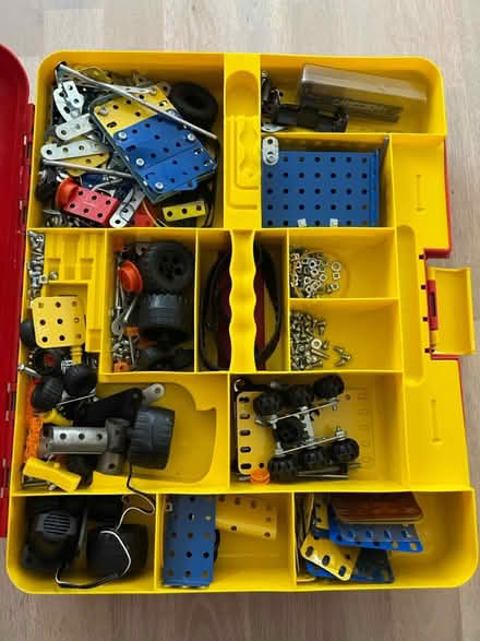 Photo of free Erector mechanical building (Lawrence/ El Camino Real) #3