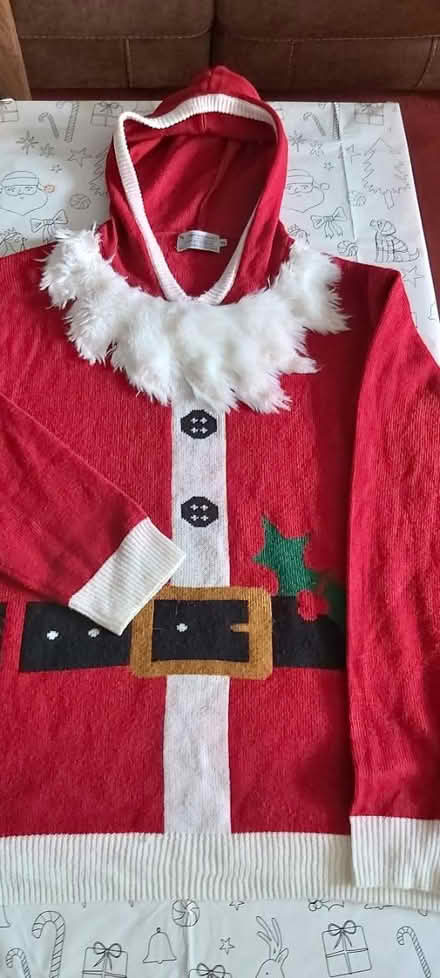 Photo of free Christmas Jumpers (Woolton L25) #1