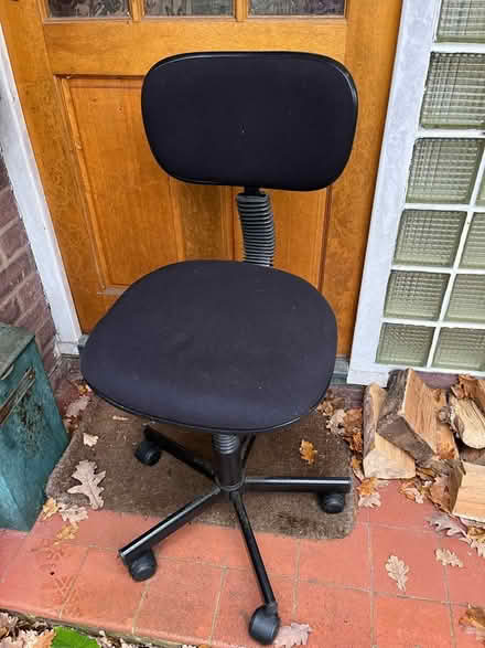 Photo of free Office chair (Pyrford GU22) #1
