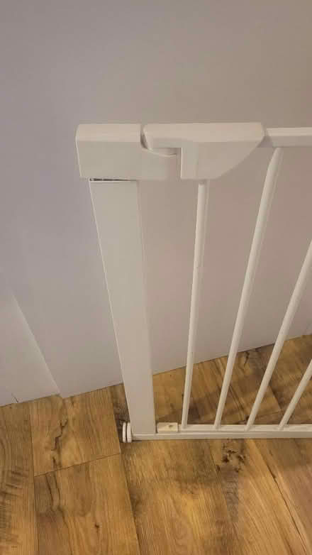 Photo of free Baby gate (South Norwood SE25 5RT) #4