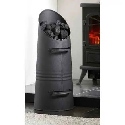 Photo of Coal scuttle / bucket (Shutford OX15) #2