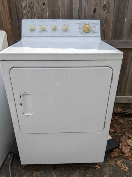 Photo of free Kenmore Washer and GE Dryer (77004) #4