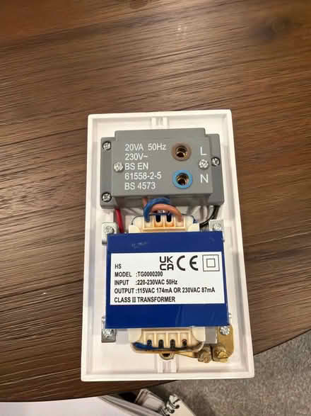 Photo of free 230/115v shaving socket (TN39 Bexhill) #2