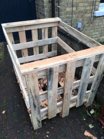 Photo of free Crate/pallet (New Marston OX3) #1