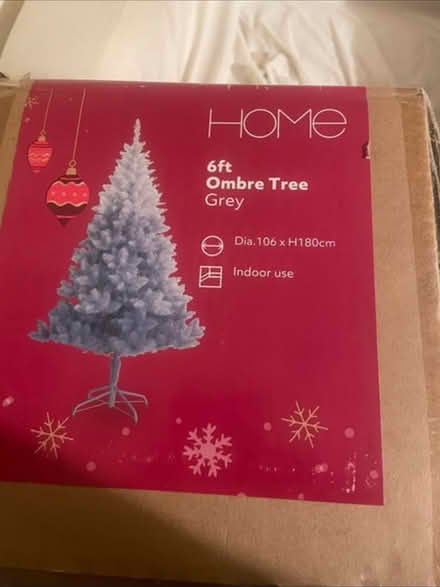 Photo of free Christmas tree (W10 nottinghill) #1