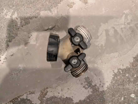 Photo of free Hose splitter (Downtown Oak Park) #1