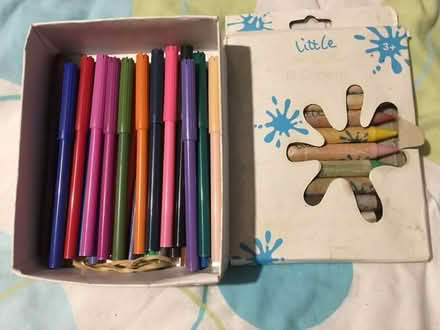 Photo of free Coloured felt tip pens & Crayons (Liverpool L6) #1