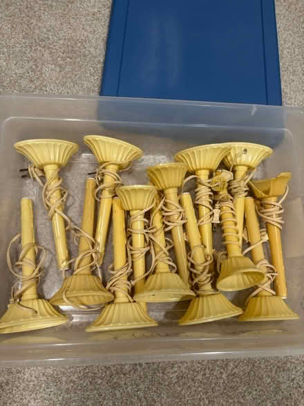 Photo of free 14 electric window candle lights (Dickinson Kings Contrivance) #1