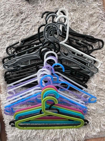 Photo of free hangers (Hale End IG8) #1