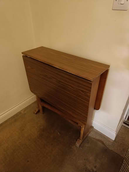 Photo of free Small drop leaf table (Abingdon-on-Thames OX14) #3